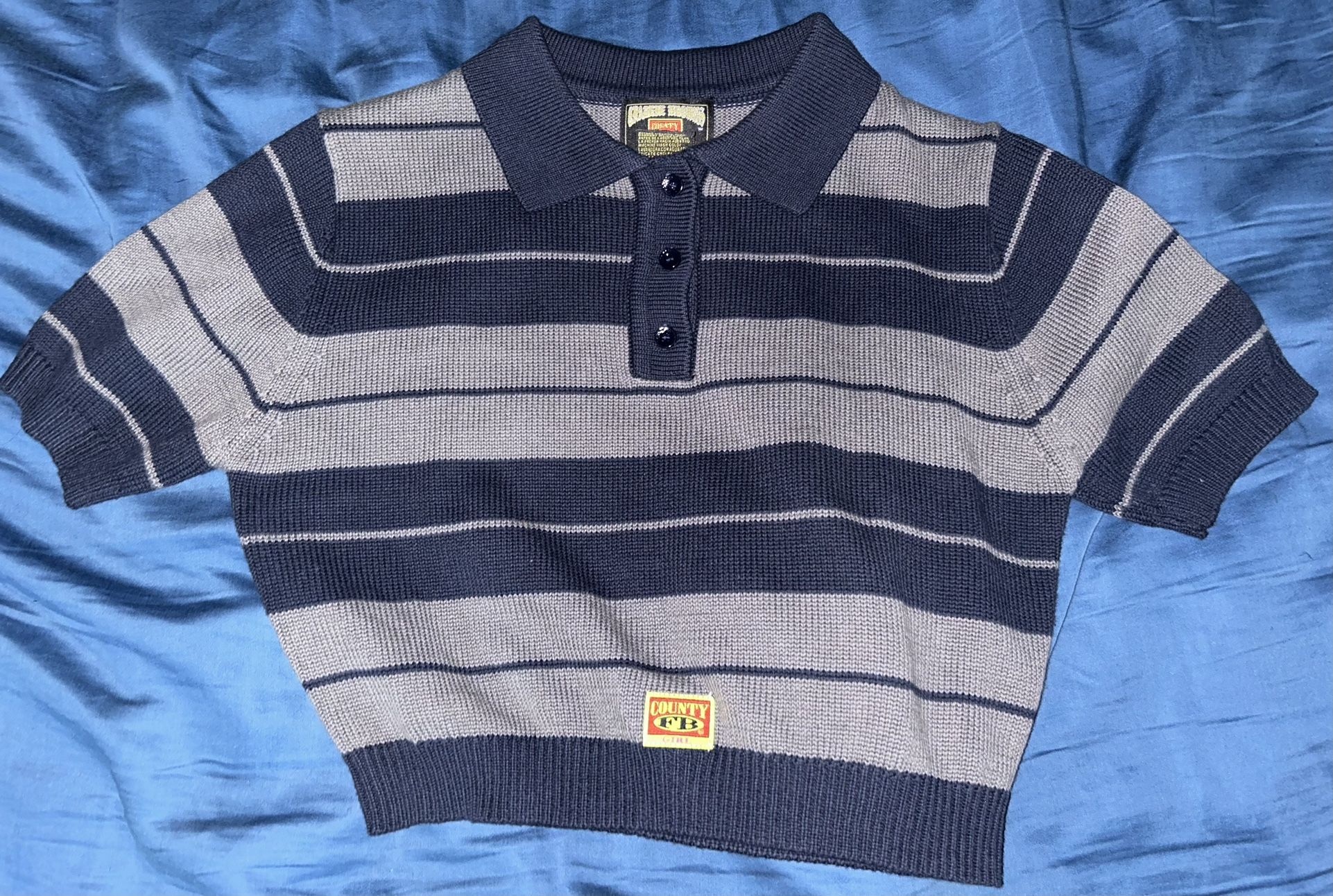 FB County Charlie Brown Crop Top for Sale in Phoenix, AZ OfferUp