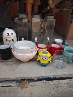 Jars & bowls &cups &pans for sale