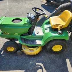 John Deere Lawn Mower