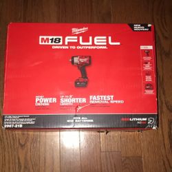 Milwaukee Fuel M18 1/2 Impact wrench high torque kit