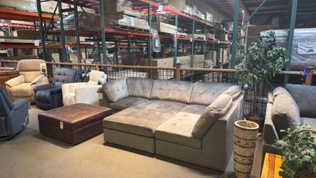 Dover sectional