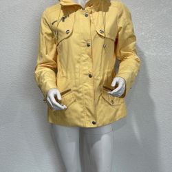 Guess yellow jacket