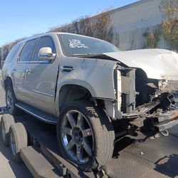 2008 Cadillac Escalade Parts 