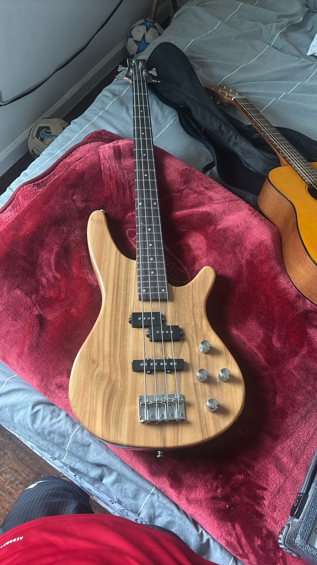 Base Guitar