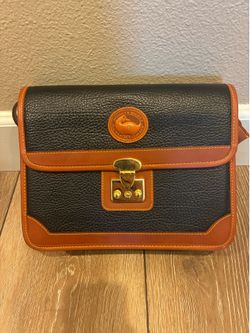 Vintage Dooney & Bourke purse