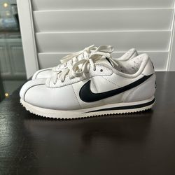 Nike Cortez Youth Black and White