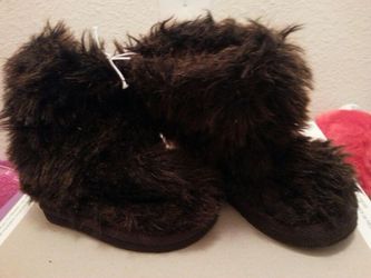 Brown Fur boots