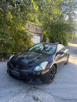 2010 Nissan Altima Coupe 2.5S