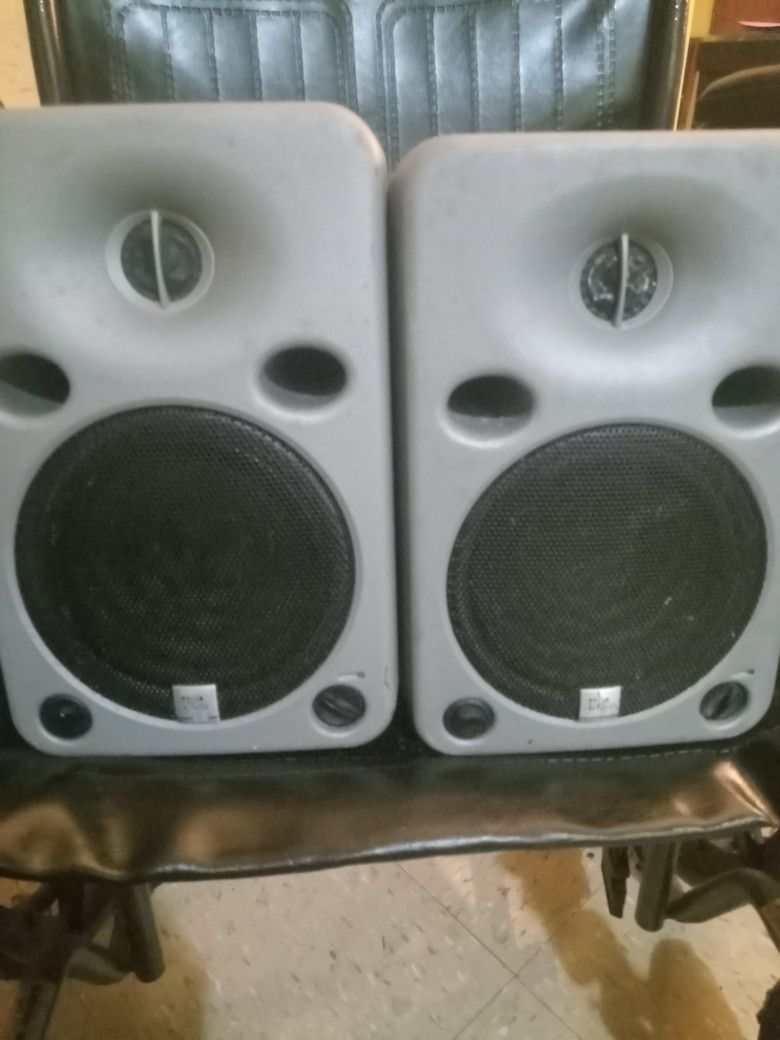 Jbl Studio Speakers 
