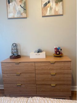 Modern Fluted 6-Drawer Dresser – Natural Oak