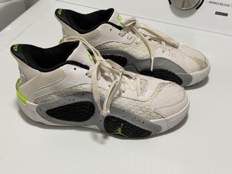 Jordan’s size 5.5