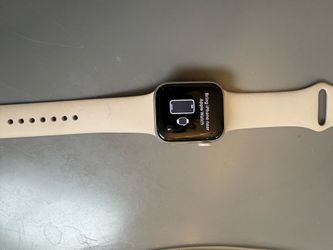 Apple Watch SE 40mm slightly used