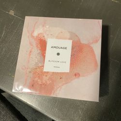 Amouage Blossom Love 