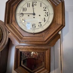 Antique Wind Up Clock, Running 