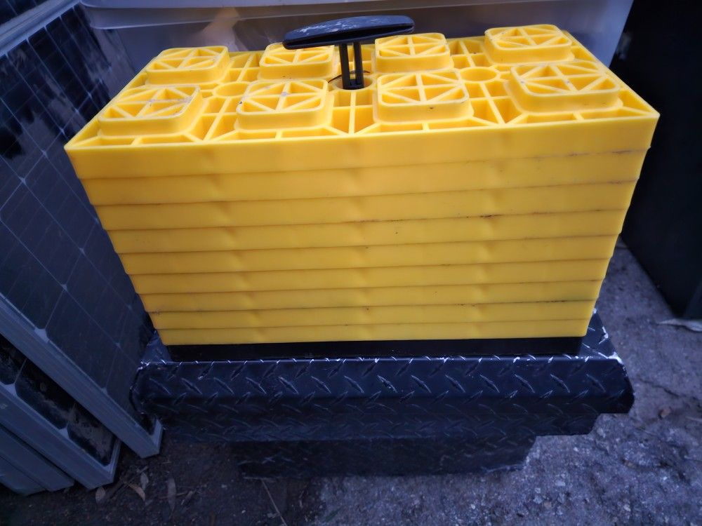 Stackable Leveling Blocks