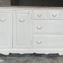 Buffet Custom Painted 66x19x32