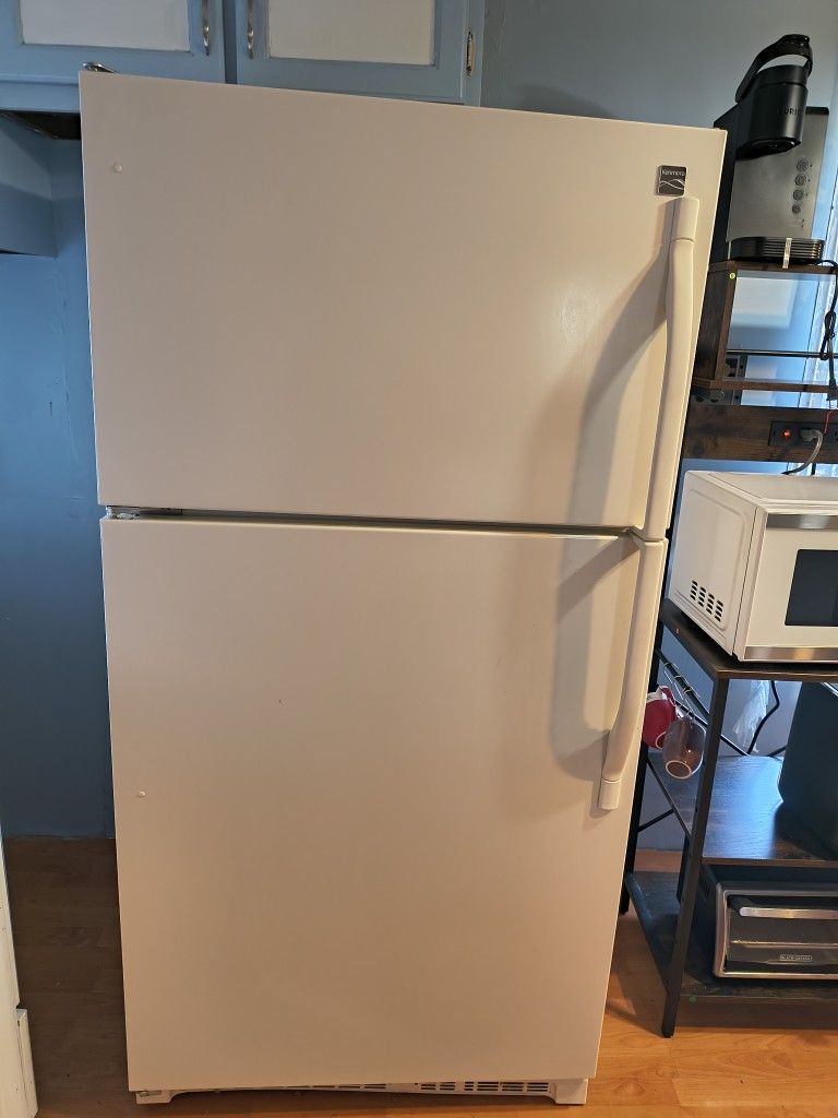 Used Kenmore White Refrigerator