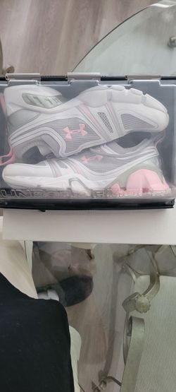 Women's under armour shoes