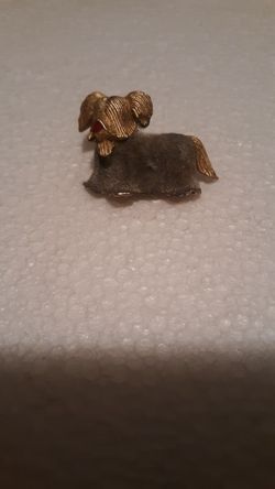 Dog brooch