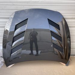 New 2017  2018 2019 2020 2021 2022 Infiniti Q60 VIS Racing AMS Style Carbon Fiber Vented Hood 