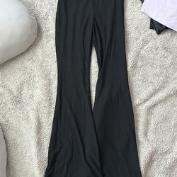 black flare leggings