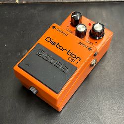 Boss DS-1 Distortion Guitar Effects Pedal