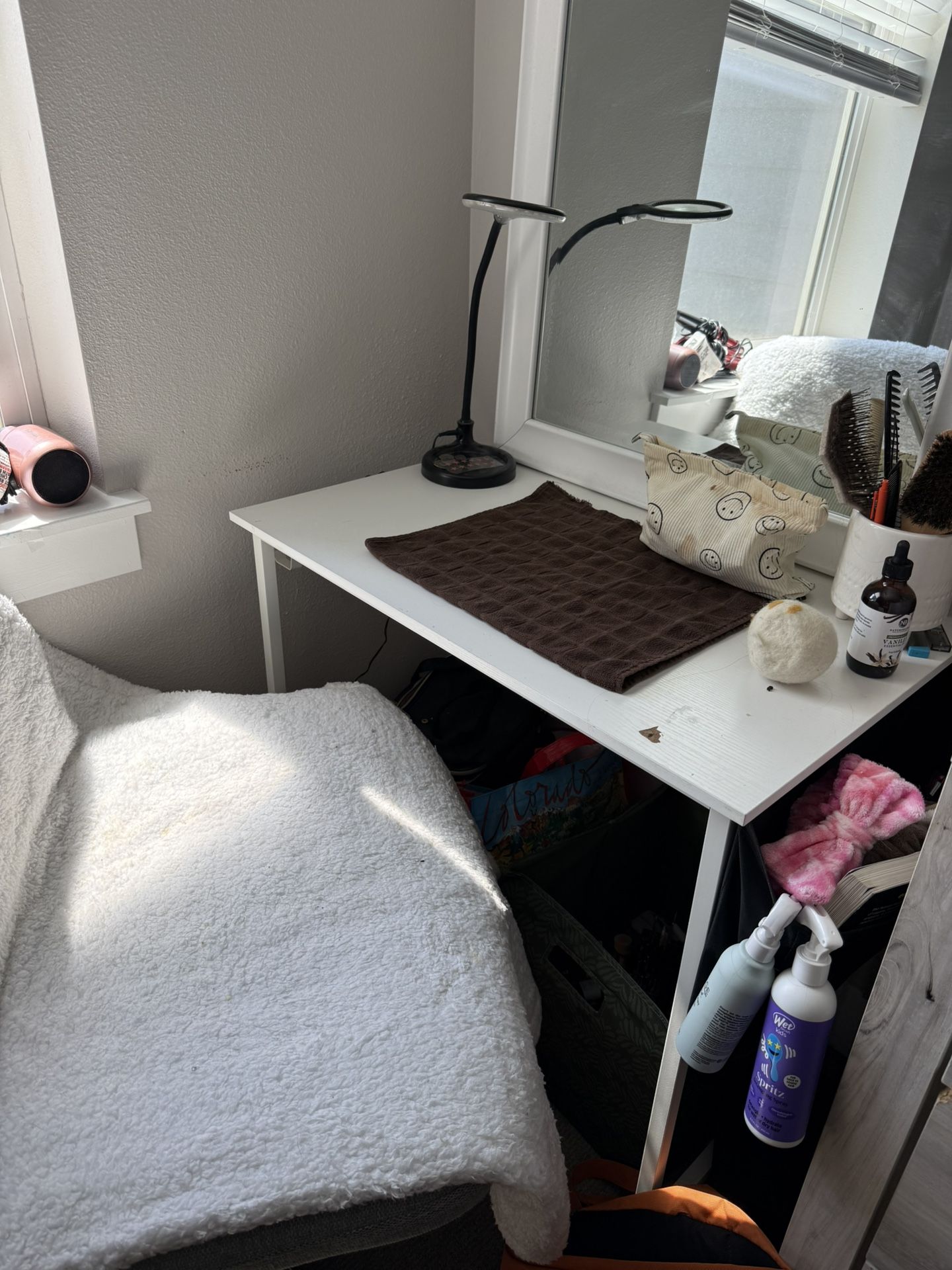 Desk