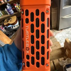 Turtlebox Ranger Bluetooth Speaker. Like New