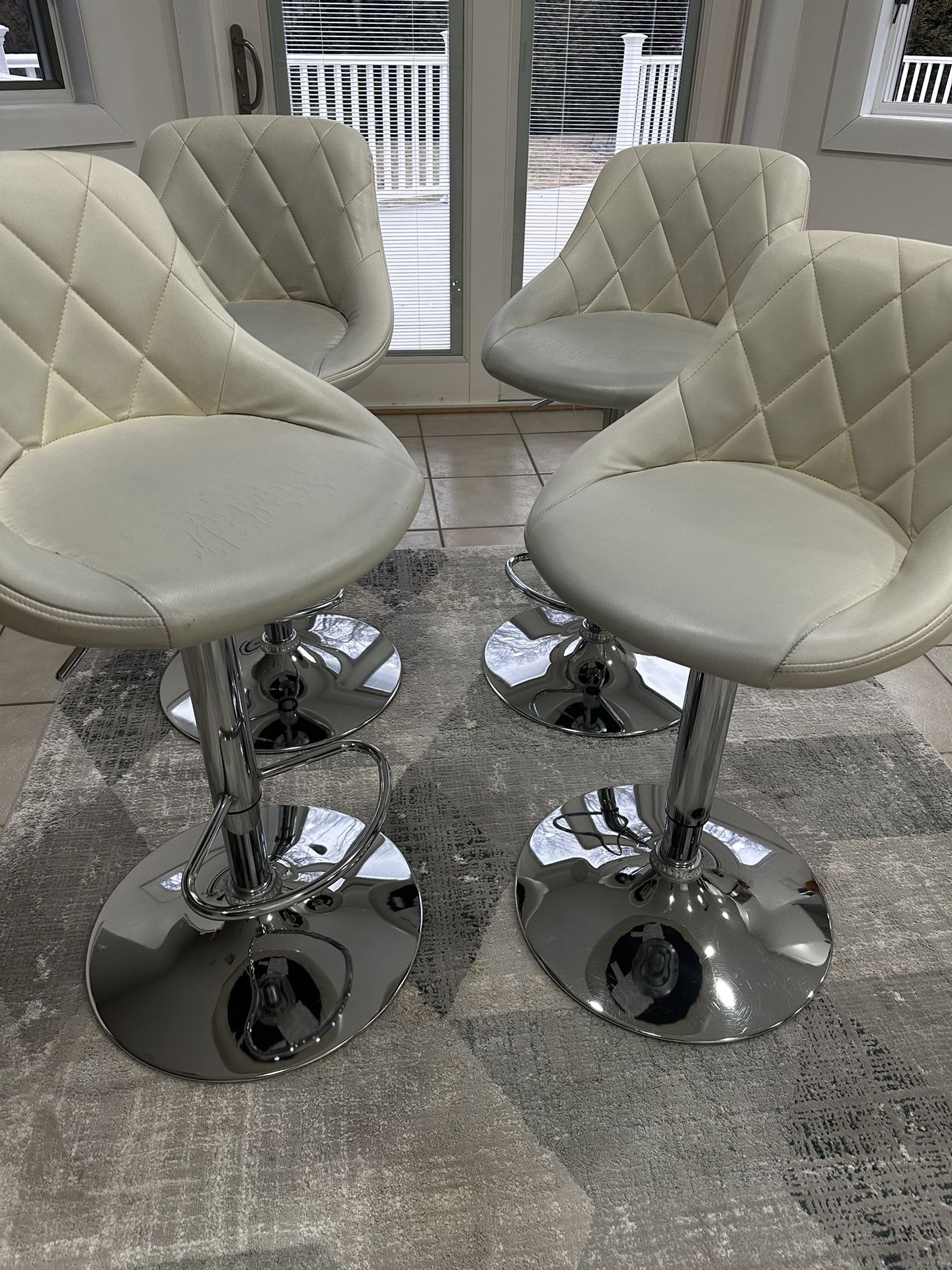 Adjustable White Bar Stool  4 Piece