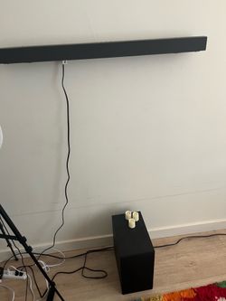 Samsung sound bar and subwoofer