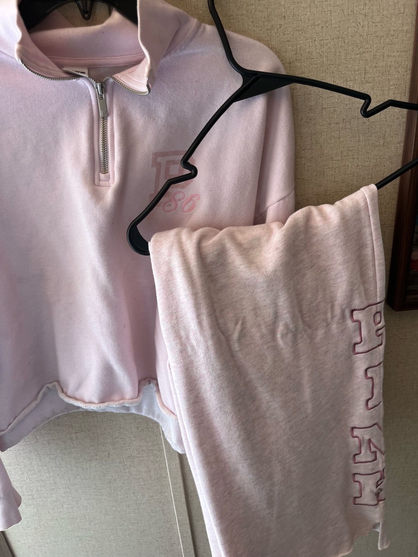 Victoria’s Secret 2 Piece Lounge Set Women’s Small Pink Matching Set