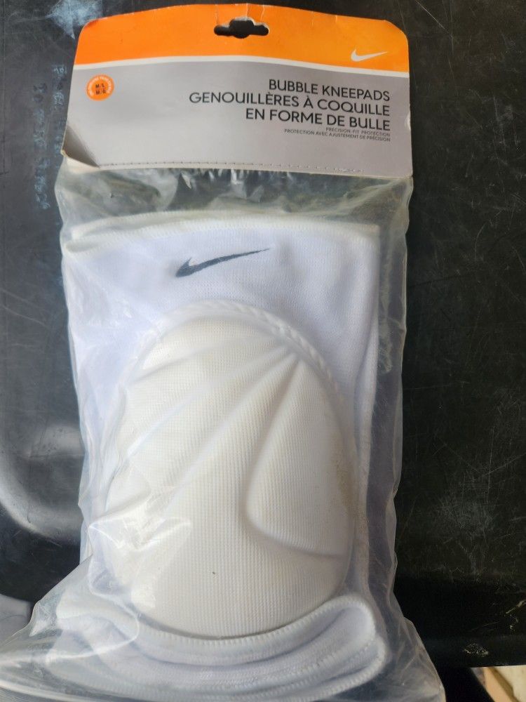 NIKE Bubble Knee Pads NEW