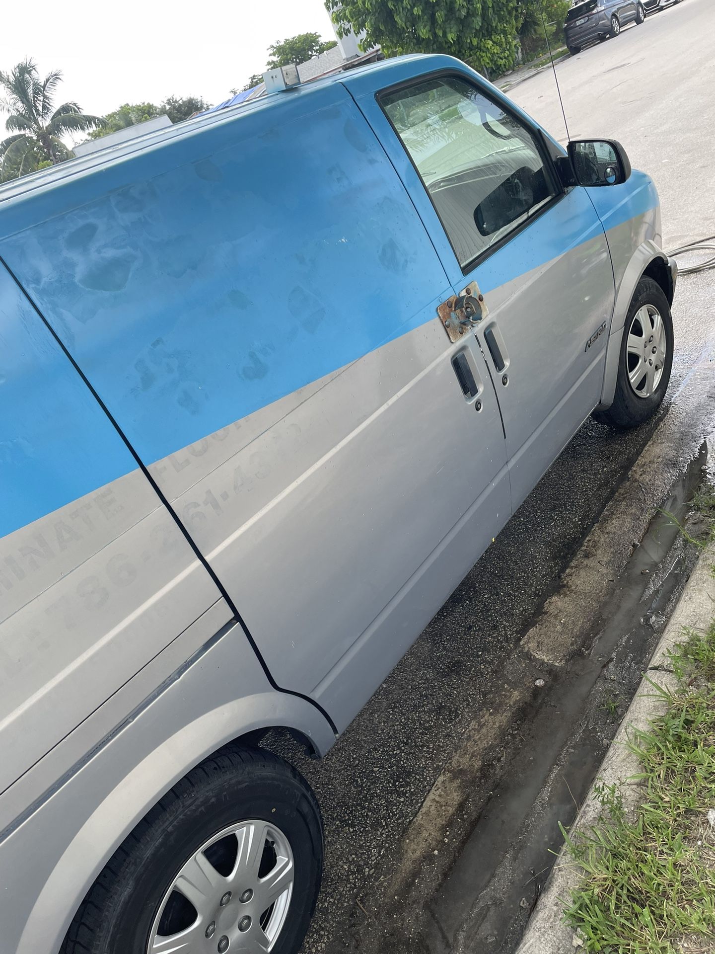 Chevrolet Astro Van for Sale in Miami, FL OfferUp
