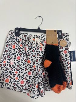 Rae Dunn Halloween 2-short set: one leopard print, one black, plus socks. Size M, 3-piece set.🕷️🦇🐦‍⬛🎃💀👻