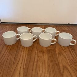 Crate & Barrel Maison White Coffee Tea Cups White 8oz Flat Bottom Japan Set Of 7
