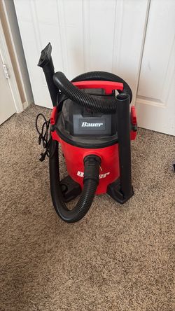 Bauer Wet/Dry Vacuum with Attachments