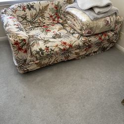 Used Old Furniture Beds Chairs Sofa Desk