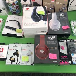 25% Off Of Selected Headset, Speakers And More Open Until 7PM Christmas Eve