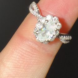 Engagement Ring 7.5 