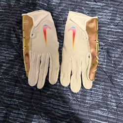 nike gloves