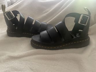 Dr Martin Sandals Size 9