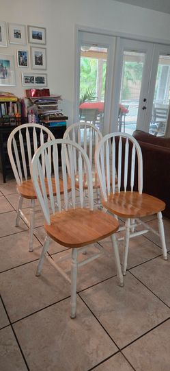4 Wood chairs