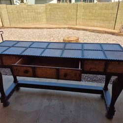 Accent/sofa Table 