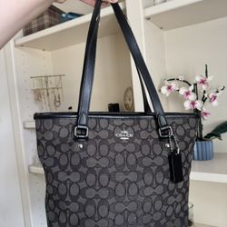 coach tote bag