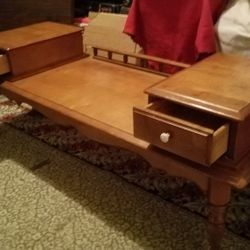 Coffee/End Table