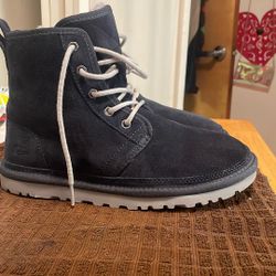 Uggs Harkley Boot Size 7 