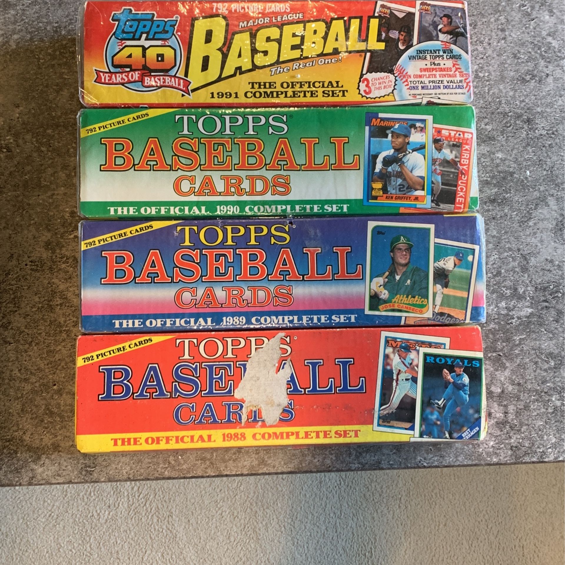 1988,1989,1990,1991 Topps Baseball Cards Complete Sets