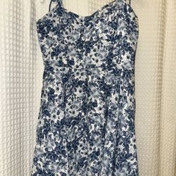 Womens Windsor Dress size Small