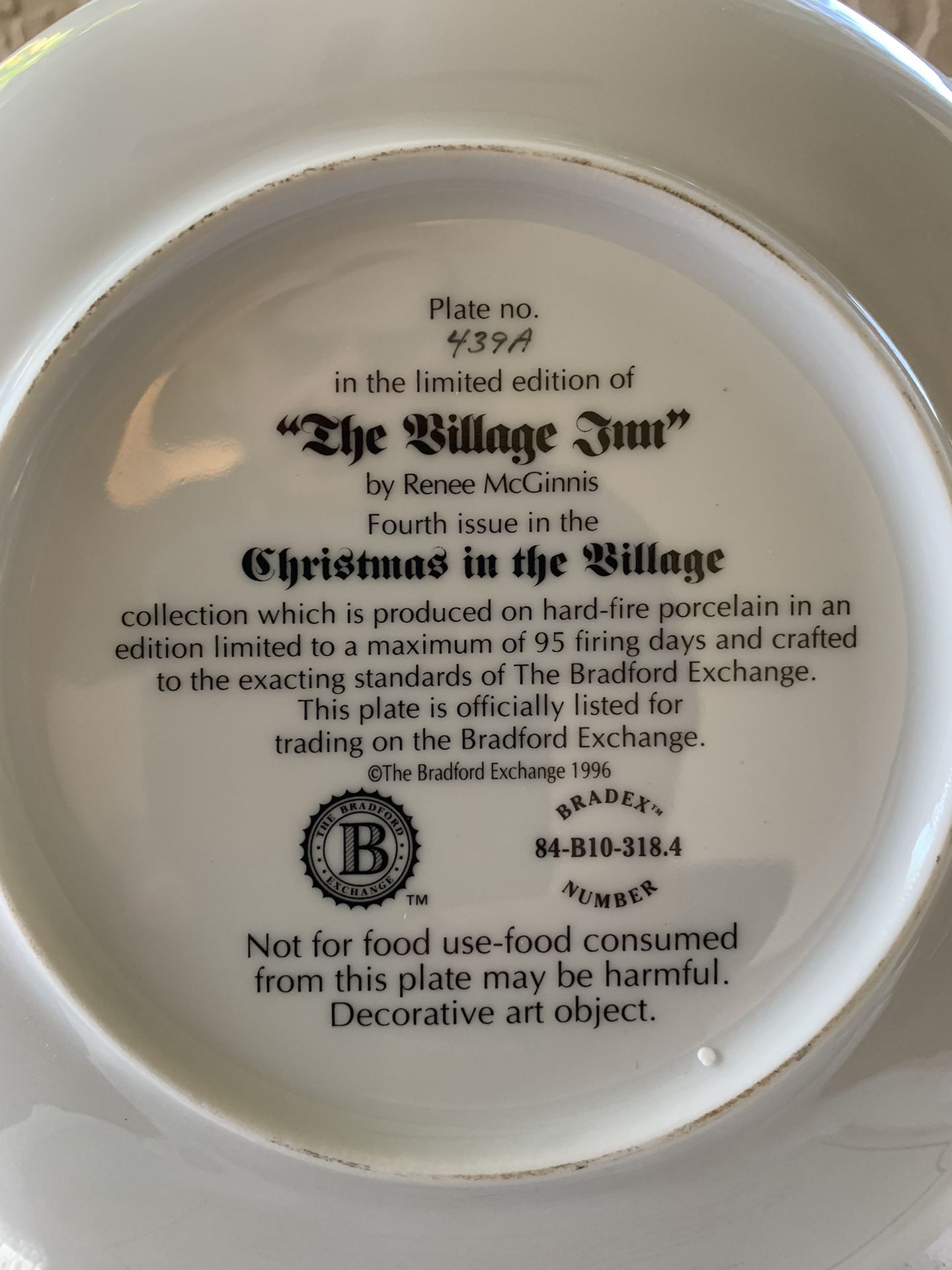 Bradfor Exchange Collecter 4 Plate Set Christmas 96 Mint