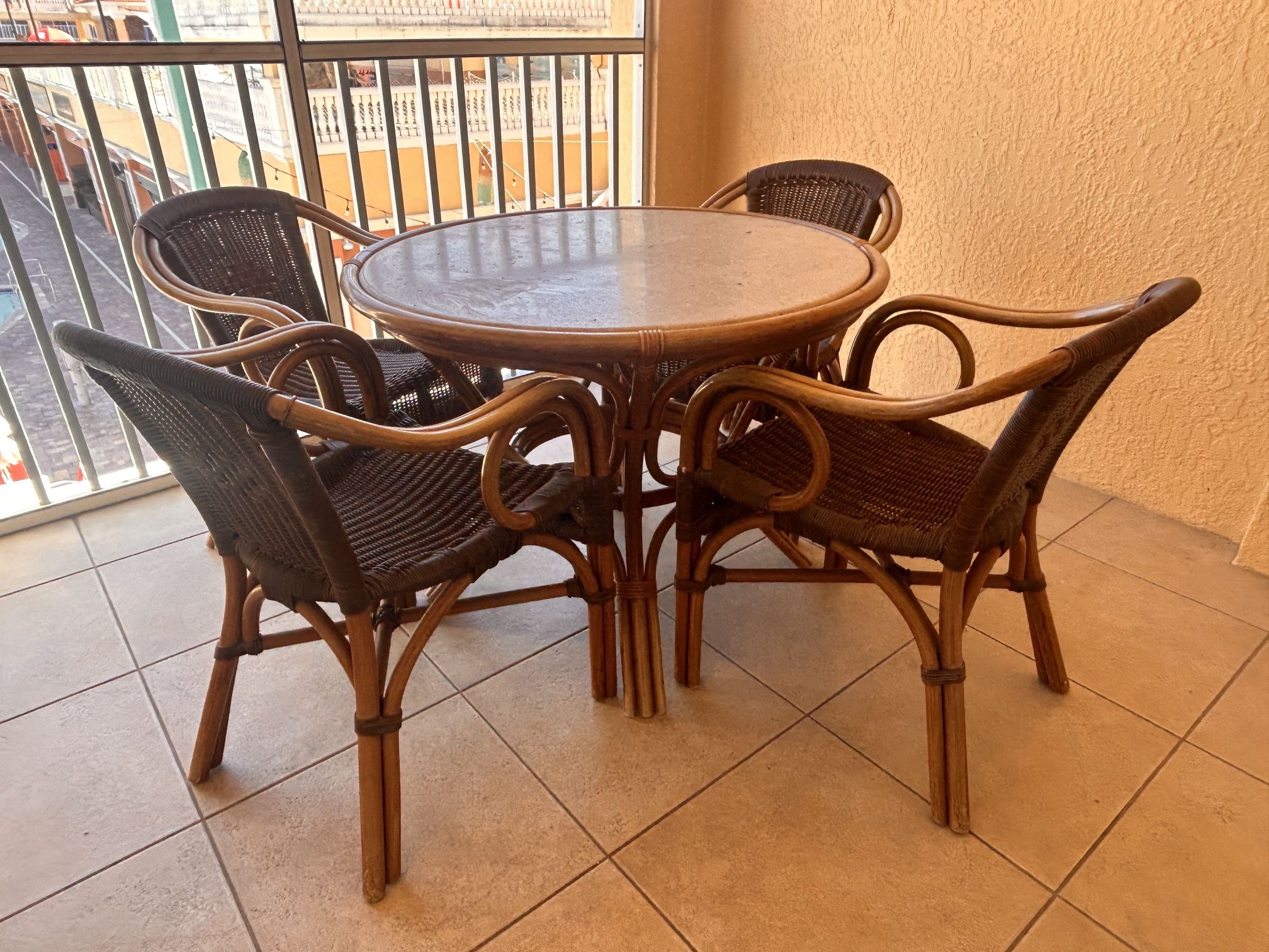 $175 for 5 Piece Rattan Wicker Tropical Tommy Bahama Style...